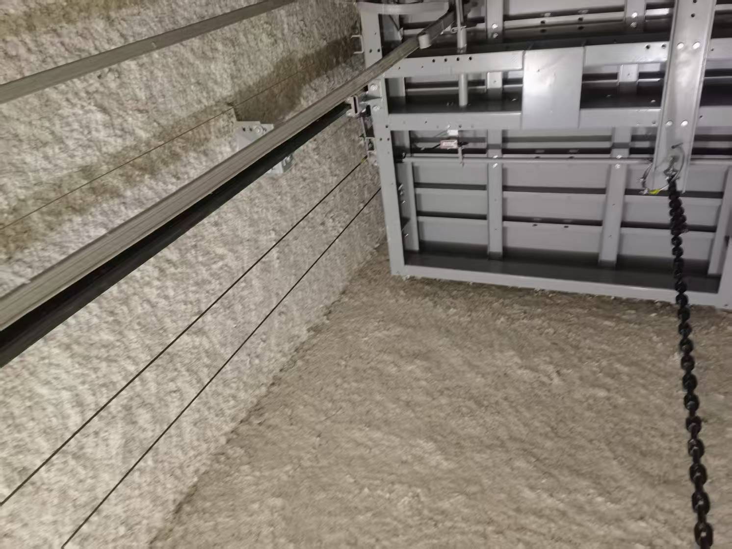 無機(jī)纖維噴涂棉電梯工程視頻