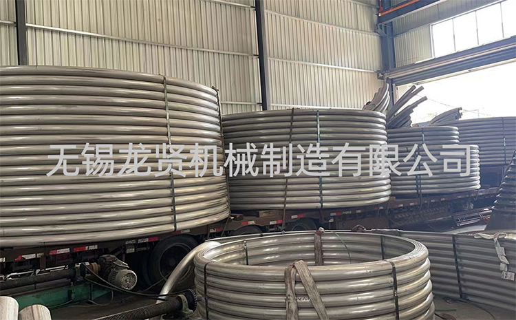 江蘇筒體半圓管哪家交貨快？龍賢：把 “急單” 變 “閃電單”，工業(yè)圈的 “準(zhǔn)時(shí)達(dá)王者”